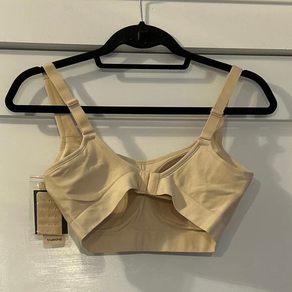 Truekind Everyday Comfort Straps Wireless Shaping Bra Medium - Picture 5 of 8